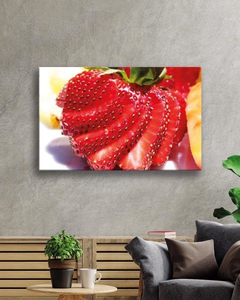 Çilek Cam Tablo  4mm Dayanıklı Temperli Cam, Strawberry Glass Wall Art