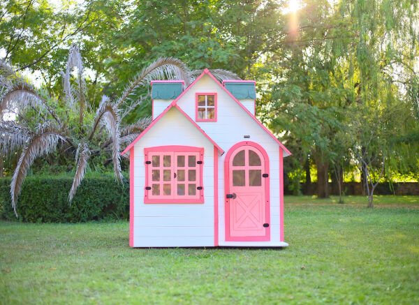 Wooden Play House (Playhouse) 