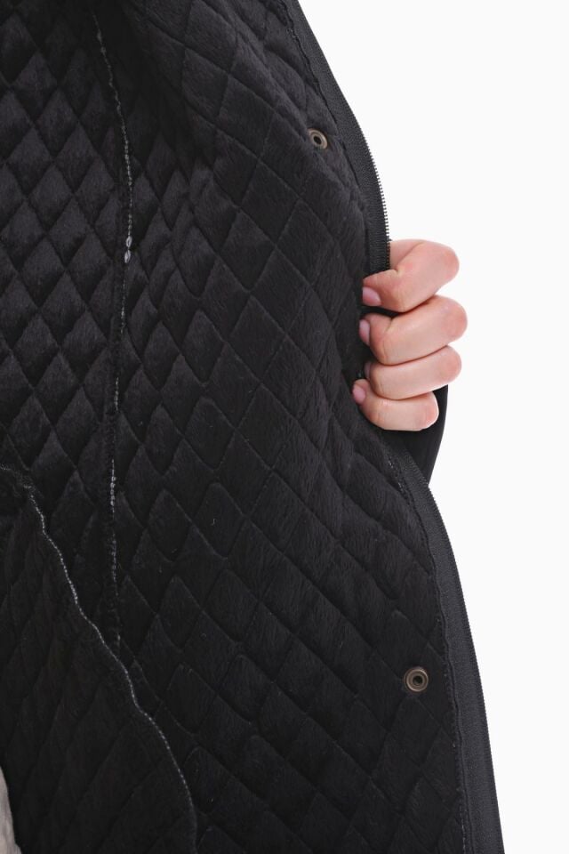 KAPÜŞONLU SİYAH 105 CM KAPİTONE KABAN