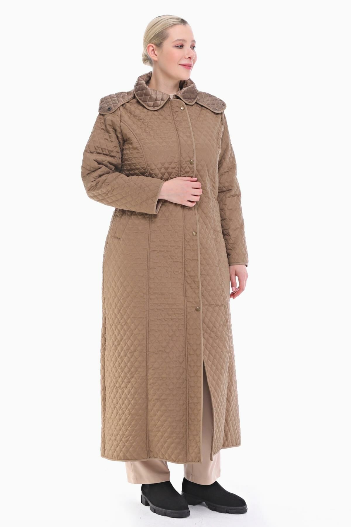 KAPÜŞONLU VİZON 142 CM KAPİTONE KABAN