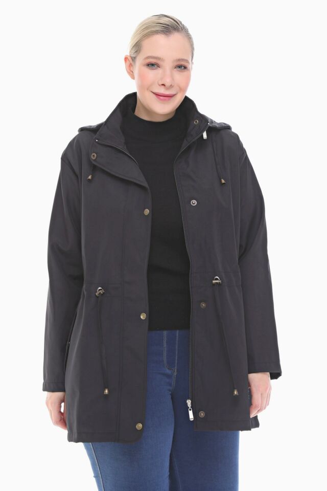 KAPÜŞONLU SİYAH KISA TRENÇKOT