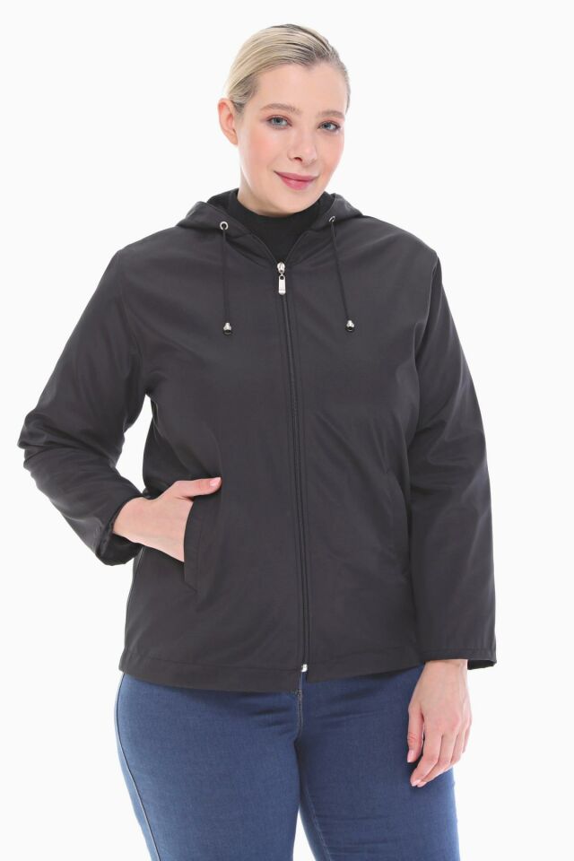 KAPÜŞONLU SİYAH İÇİ POLARLI YAĞMURLUK