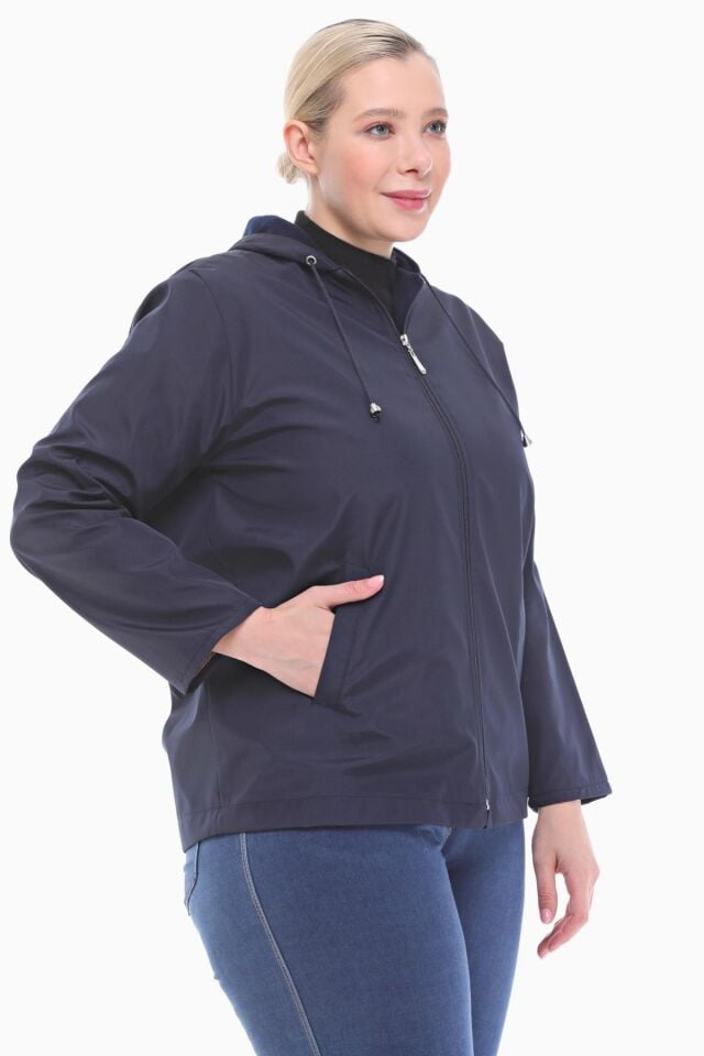 KAPÜŞONLU LACİVERT İÇİ POLARLI YAĞMURLUK