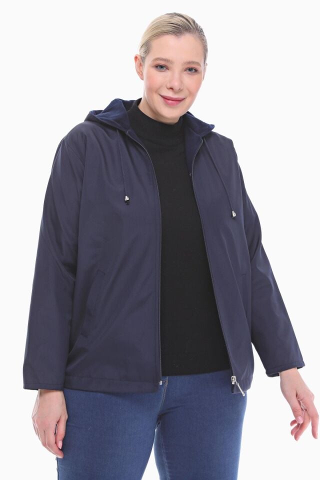 KAPÜŞONLU LACİVERT İÇİ POLARLI YAĞMURLUK