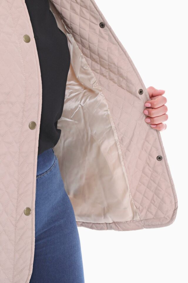 POLO YAKA AÇIK BEJ MEVSİMLİK KAPİTONE MONT