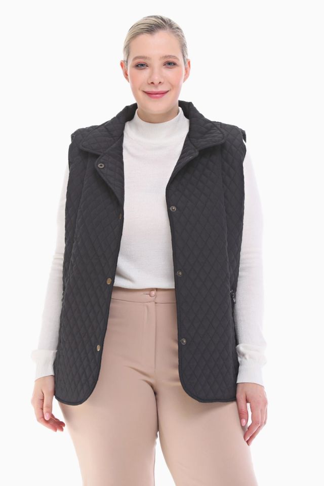 POLO YAKA SİYAH KAPİTONE YELEK