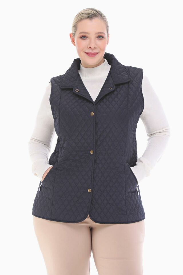 POLO YAKA LACİVERT KAPİTONE YELEK