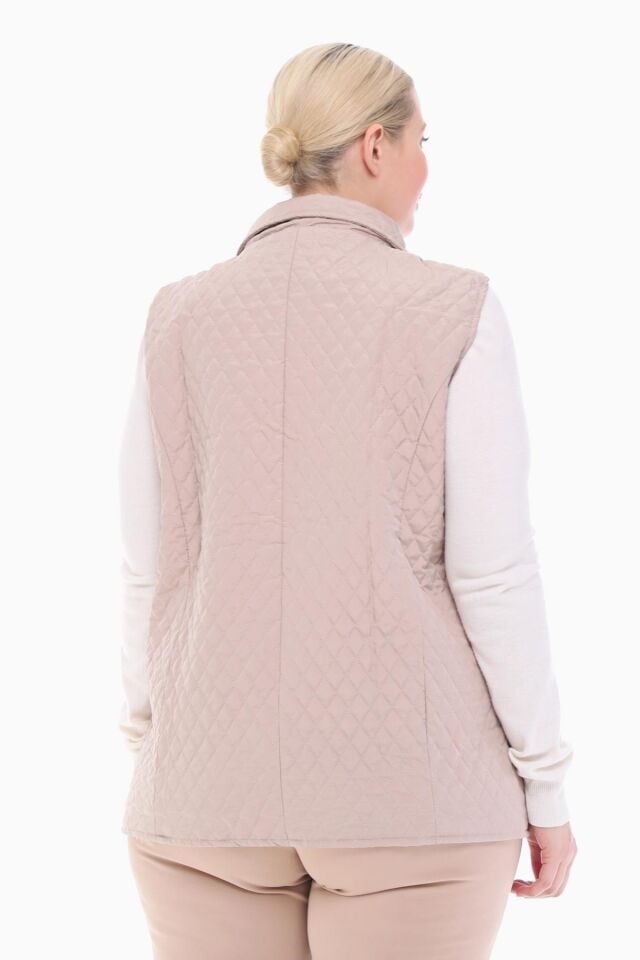 POLO YAKA AÇIK BEJ KAPİTONE YELEK