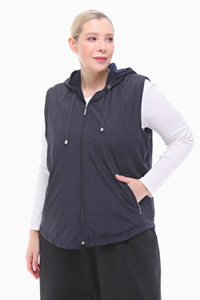 KAPÜŞONLU LACİVERT İÇİ POLARLI YELEK