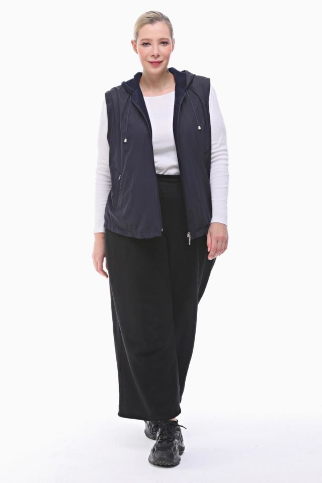 KAPÜŞONLU LACİVERT İÇİ POLARLI YELEK