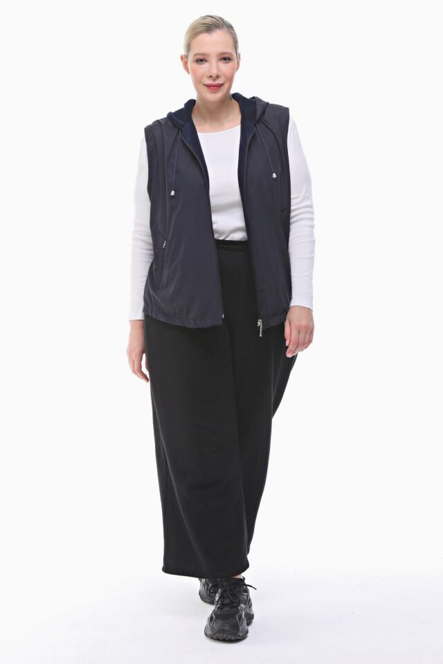 KAPÜŞONLU LACİVERT İÇİ POLARLI YELEK