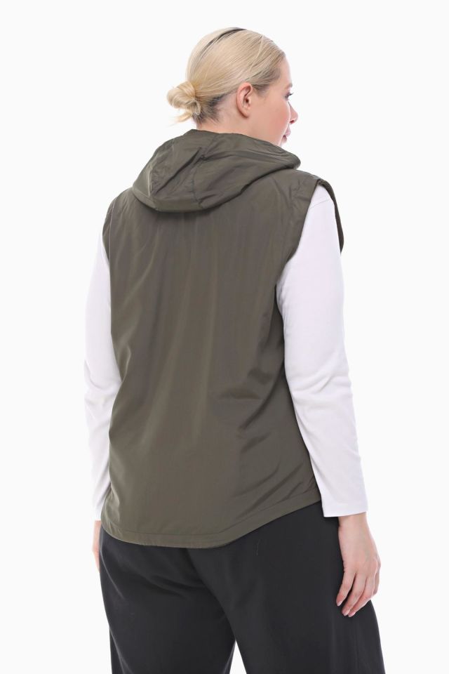 KAPÜŞONLU HAKİ İÇİ POLARLI YELEK