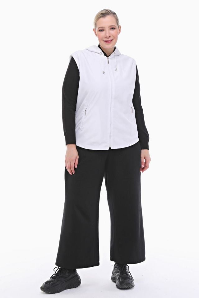 KAPÜŞONLU BEYAZ İÇİ POLARLI YELEK