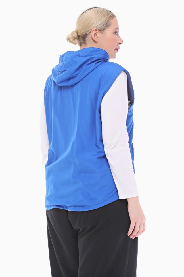 KAPÜŞONLU AÇIK MAVİ İÇİ POLARLI YELEK