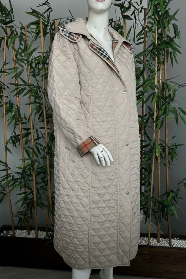 Vetre Kadın Büyük Beden Ekose 120 Cm Mevsimlik Açık Bej Kapitone Mont 1042