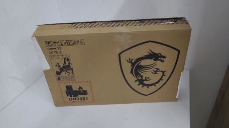 MSI CROSSHAIR 15 C12VE-409XTR Intel Core i7 12650H 16GB 512GB SSD RTX4050 Freedos 15.6 FHD 240Hz Taşınabilir Bilgisayar