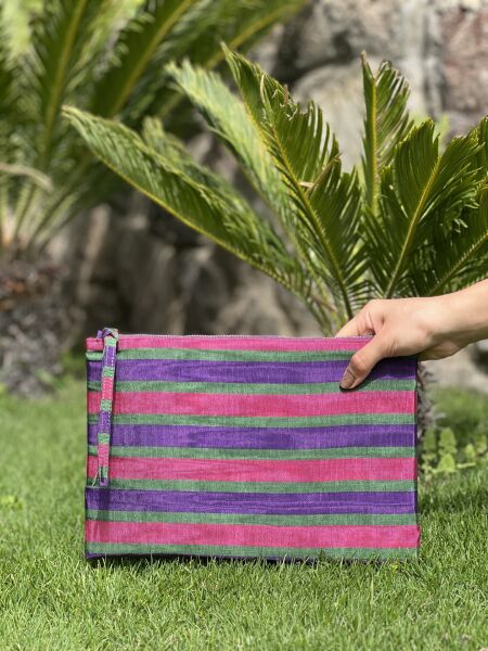 RENKLİ ÇİZGİLİ CLUTCH ÇANTA