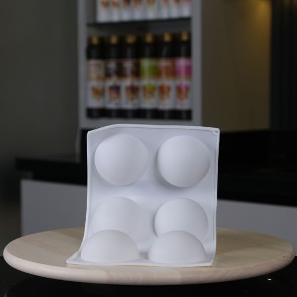 6'Lı Yarım Küre Silikon Kalıp