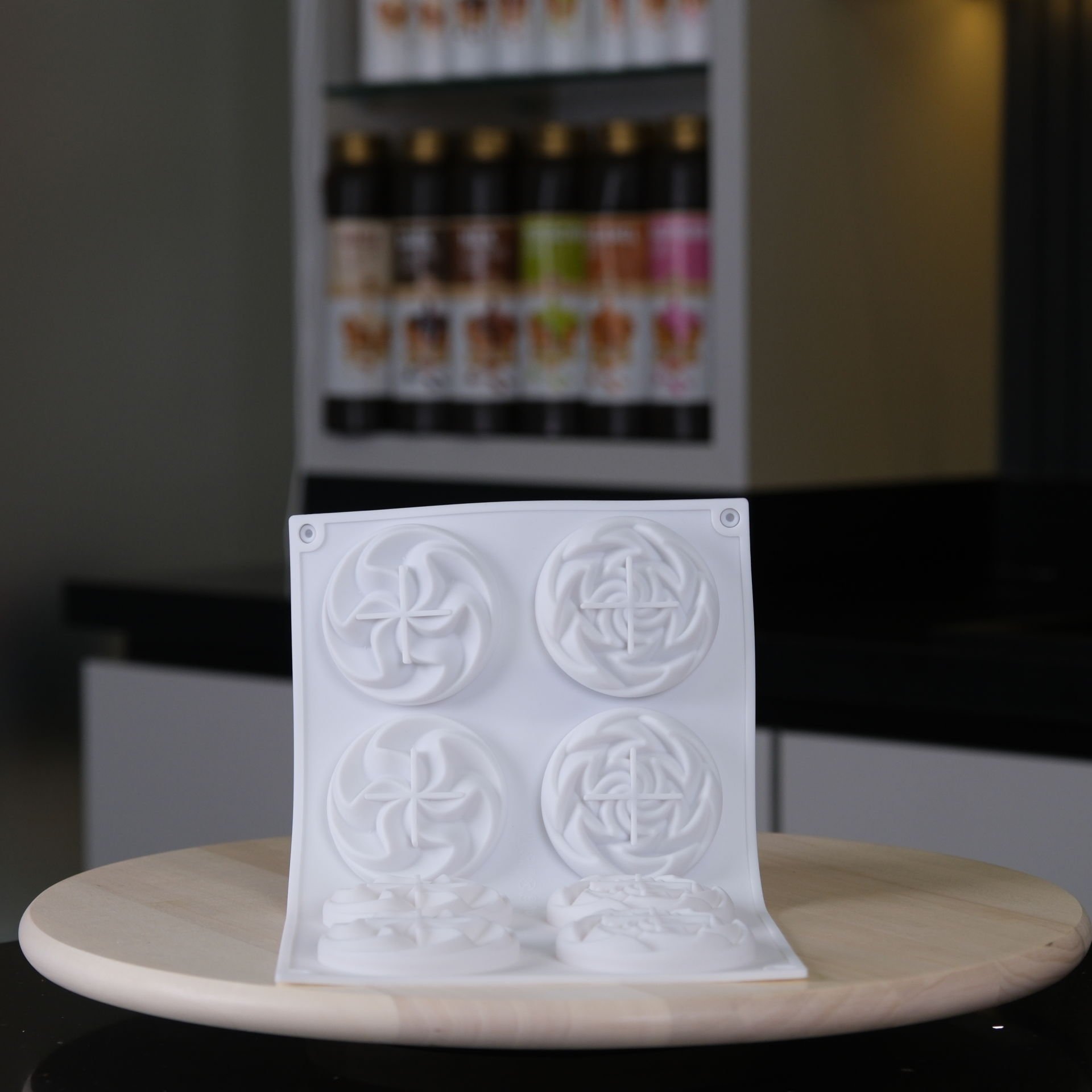 8'Li Gül Desenli Silikon Kalıp