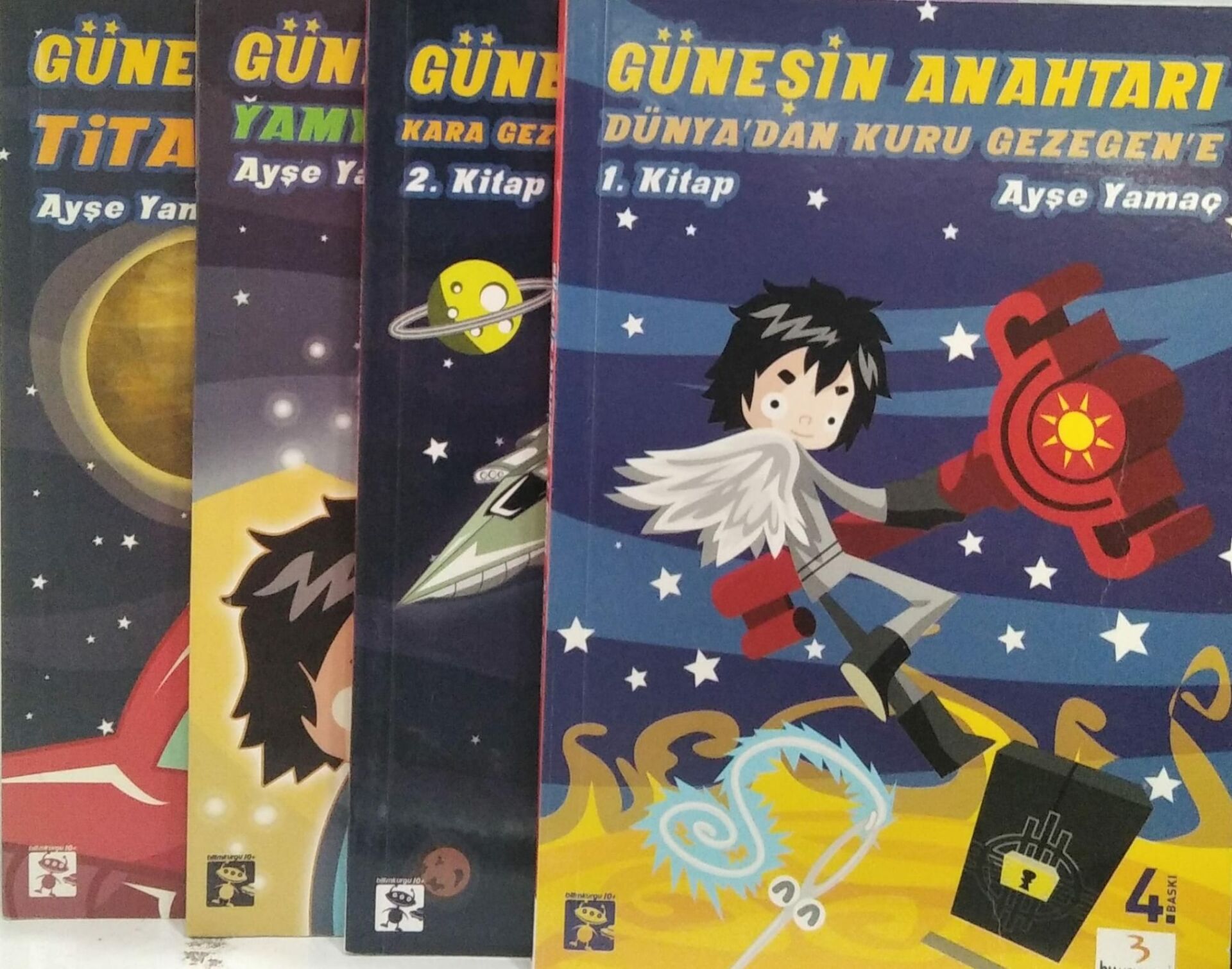 Güneşin Anahtarı - Ayşe Yamaç  - 4 Kitap