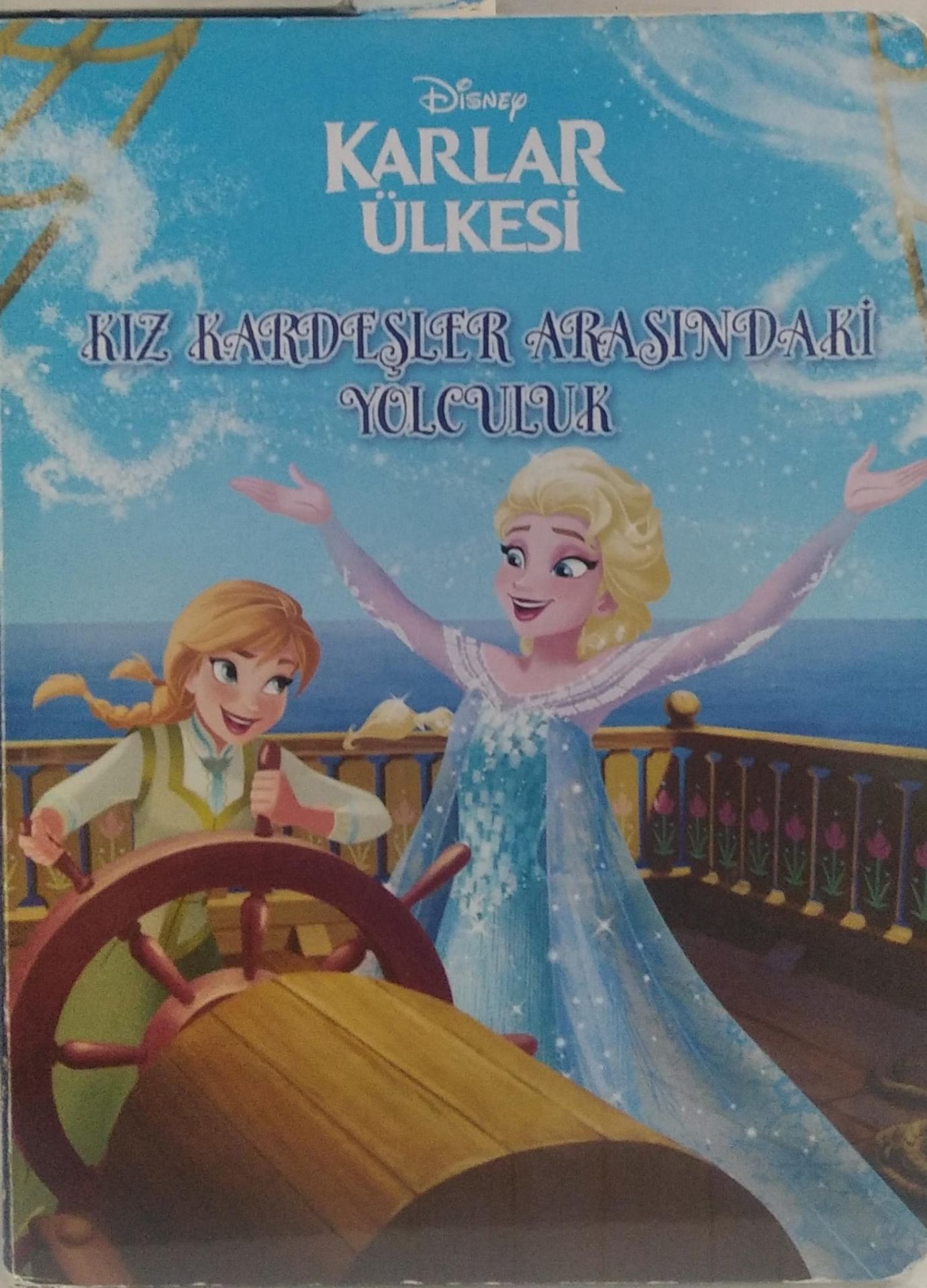 Karlar Ülkesi / Kız Kardeşler arasındaki Yolculuk - Kitap