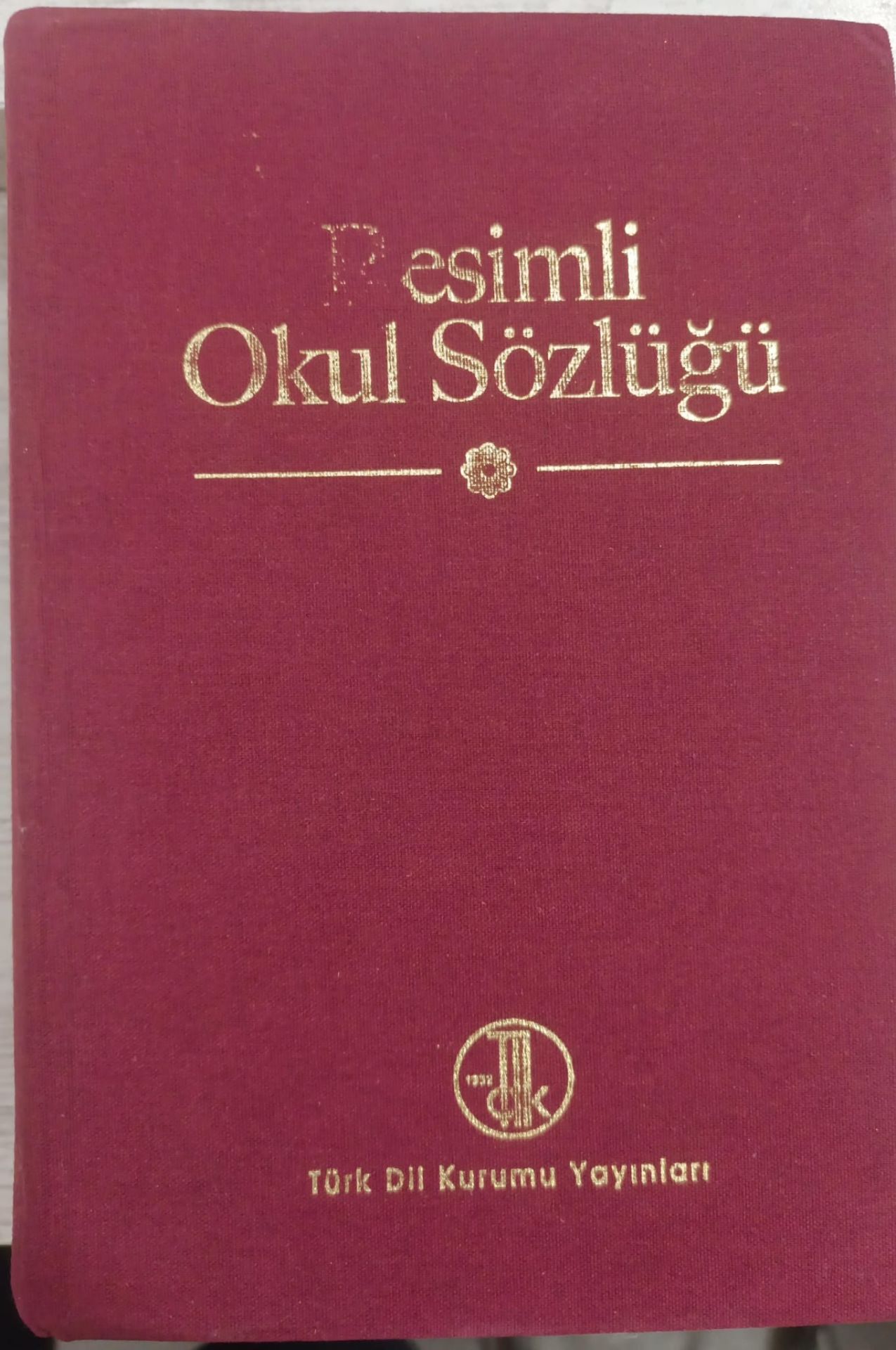 Türk Dil Kurumu - Resimli Okul Sözlüğü