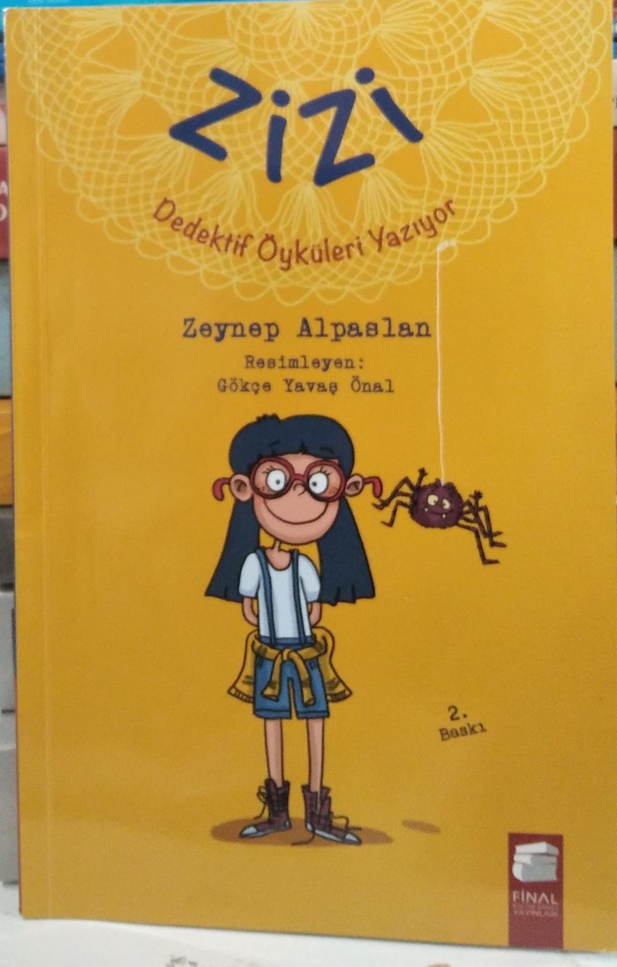 Zizi - Dedektif Öyküleri Yazıyor - Zeynep Alpaslan