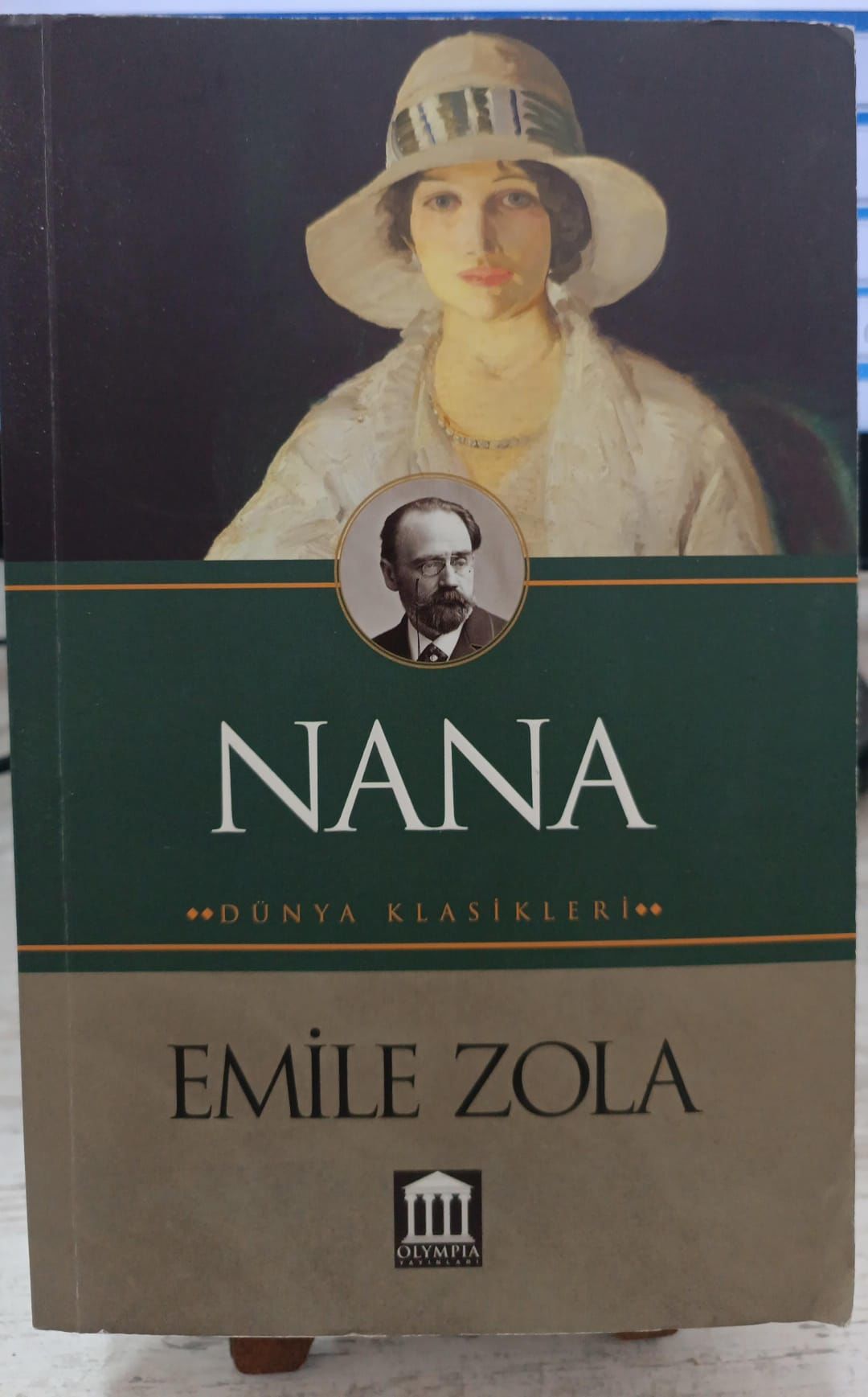 Nana - Emile Zola - Dünya Klasikleri