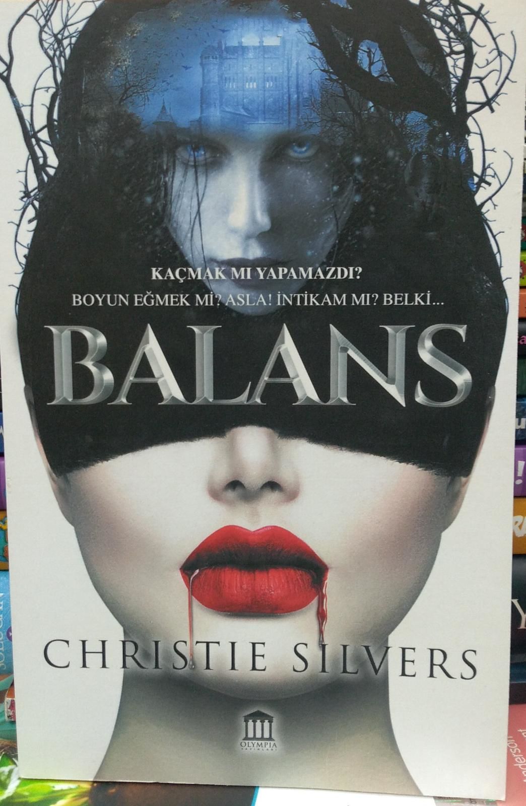 Balans - Christie Silvers