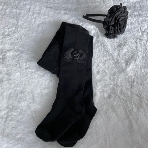 Gül Detaylı Taç ve Fiyonk Detaylı Külotlu Çorap Kombin Siyah - 7 YAŞ