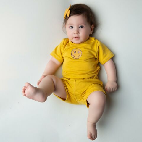 Gülen Yüz Nakışlı Bebek Şort Takımı Sarı - 18-24 Ay