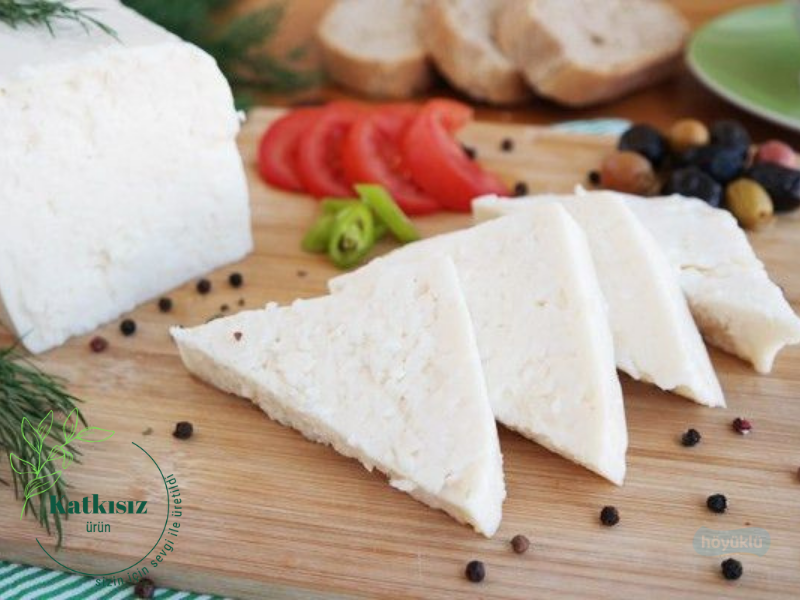 Tam Yağlı Olgunlaştırılmış Beyaz İnek Peyniri (Sert)