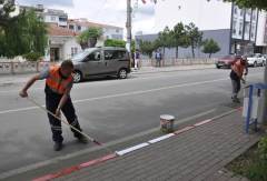 ZBS BORDÜR BOYASI (Otopark duvarlarının ve kaldırım taşlarının farkedilmesini sağlayan boya)