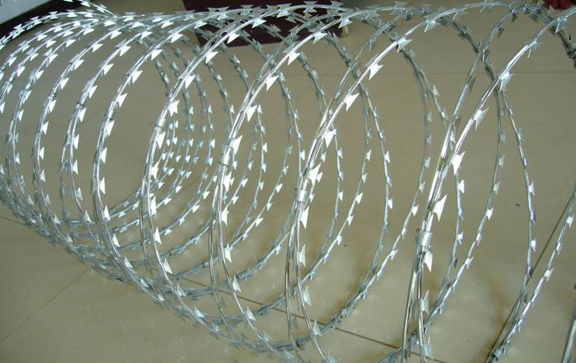 Razor fence 2024