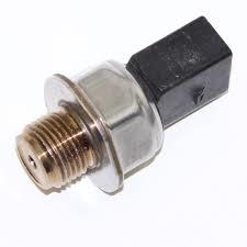 Yakıt Basınç Sensörü Golf7-Crafter-Polo-Passat-Scırocco-A3-A4-A5-A6-Q5-Leon-Octavia 04L906054