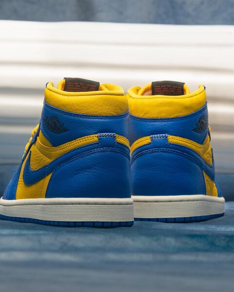 Jordan retro laney discount