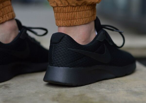 Nike tanjun 001 on sale
