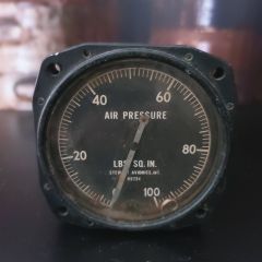 10x10x7 cm. OH-13 Helicopter Indicator-12