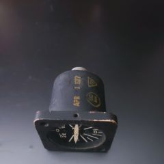 4.5x4.5x6 cm. OH-13 Helicopter Indicator-14