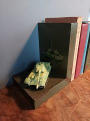 15x16.5x21 cm Ahşap Kitap Sırtlığı Modeli