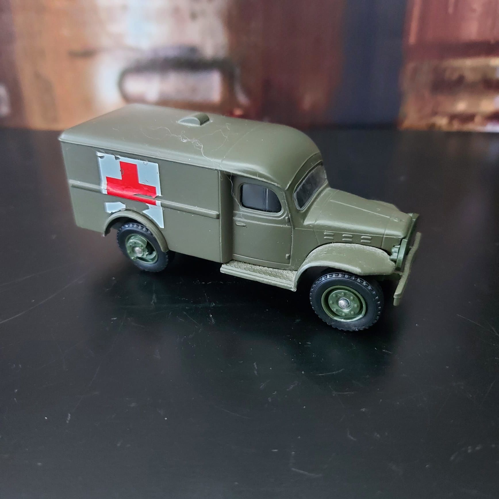 10x3.5x4.5 cm. Oyuncak Askeri Ambulans (Kaliteli Sert Plastik)