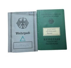 1969 Alman Hava Kuvvetleri Bağlı Askeri Kayıt 2 Adet (Pasaport) Kolleksiyon Ürünü