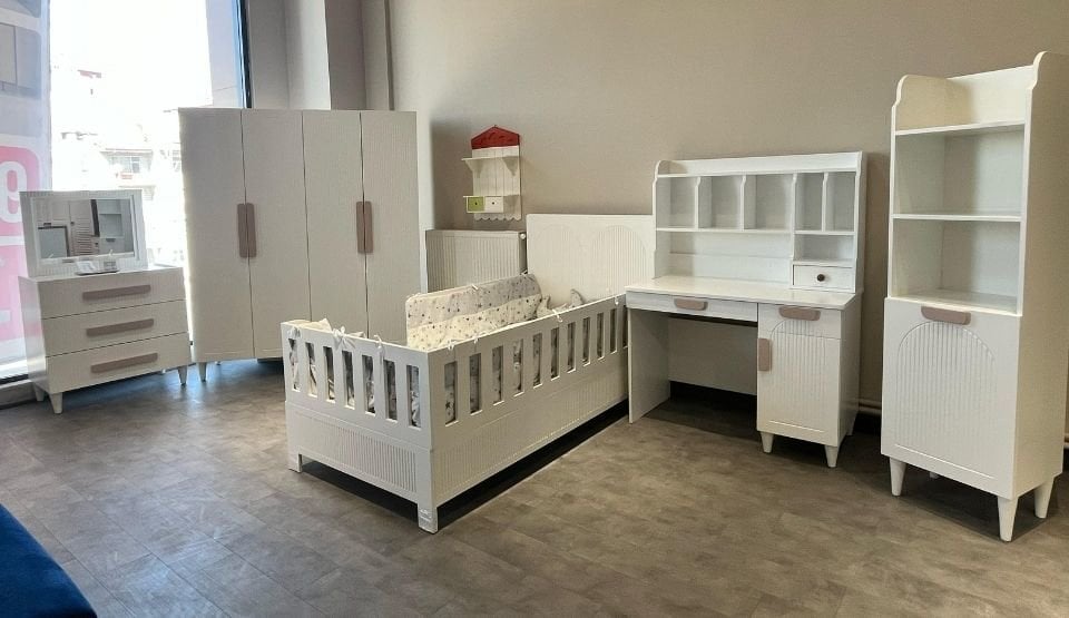 Teşhir Kelebek Genç Odası