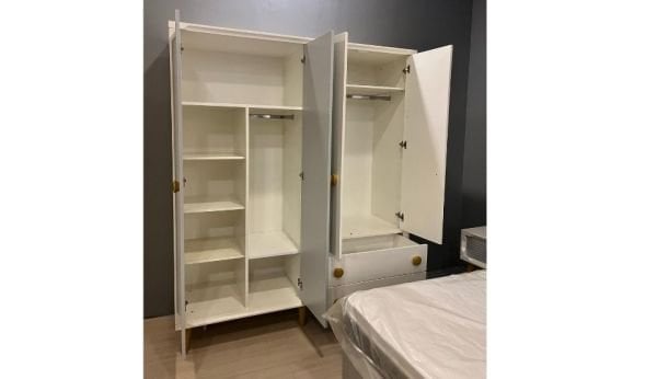 Teşhir Radio Genç Odası