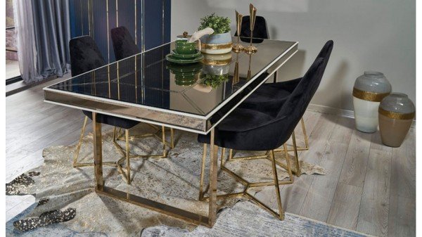 İ. Diamond Yemek Odası