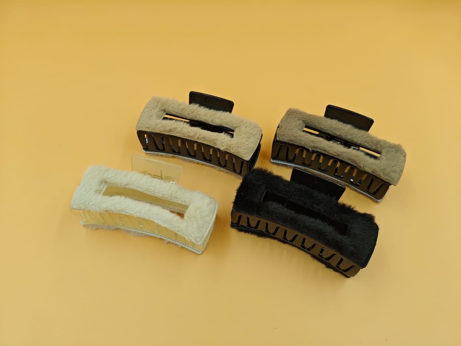 Tüy Mandal Toka 12li (Adet:25TL)