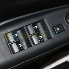 Renault Logo Torpido Vites Direksiyon Jant Damla Oto Sticker 2 Adet Yapıştırma Etiket