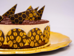 Dr Gusto Yılbaşı Çikolata Pasta Dekor