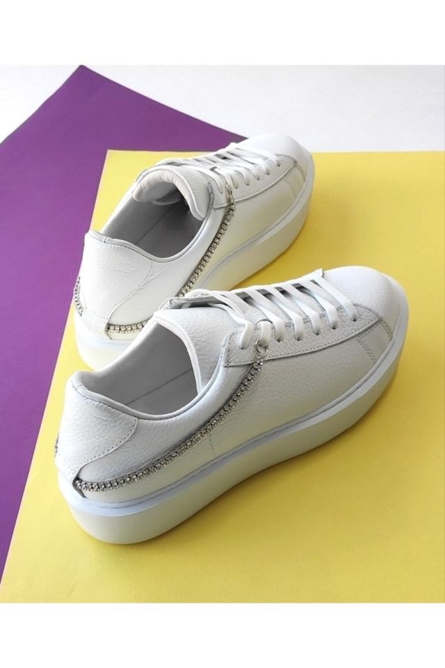 Beyaz - Kadın Hakiki Deri Taşlı Sneaker