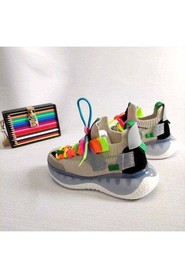 KADIN İTHAL RENKLİ BAĞCIKLI SNEAKER